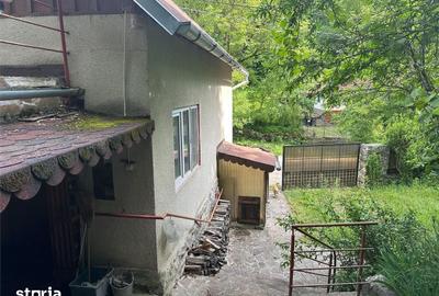 Casă cu 4 camere cu Teren 647 Mp în Central - 14