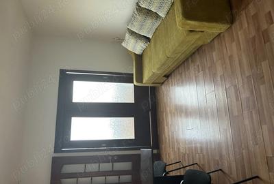 Garsonieră decomandată în Broșteni