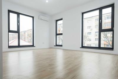 Apartament cu 3 camere decomandat în Exterior Vest - 3