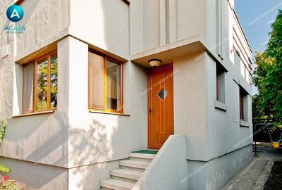 Casa situata in zona centrala cu arhitectura Art Deco - 1