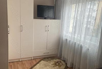 Apartament cu 2 camere semidecomandat în Ostroveni