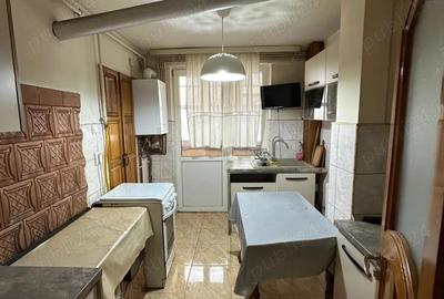 Apartament de vanzare 3 camere si 2 bai - 3