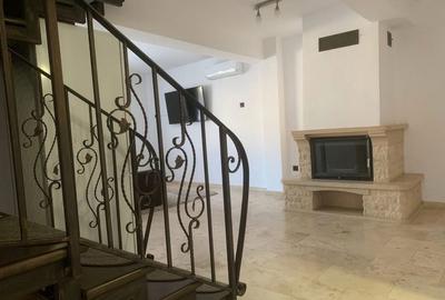 Apartament cu 3 camere decomandat în Central - 12