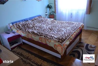 Apartament cu 3 camere decomandat în Tudor - 10