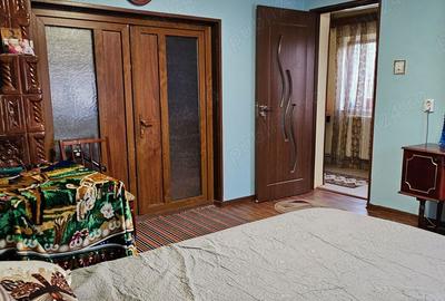 Casă cu 5 camere cu Teren 770 Mp în Găești - 6