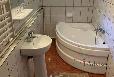 Casă cu 9 camere cu Teren 675 Mp în Central - 12