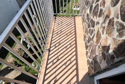 INCHIRIEZ apartament 3 camere la casa, renovat,zona Turnisor - 11