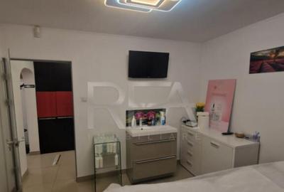 Spatiu comercial 73 mp la parter de bloc Bdul Alexandru Obr - 2