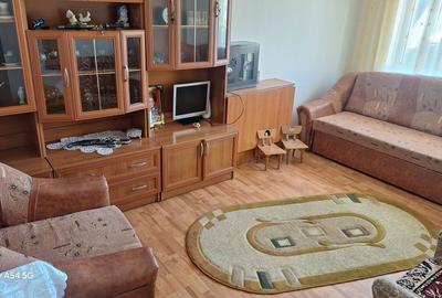 Apartament cu 3 camere decomandat în Murgeni - 4