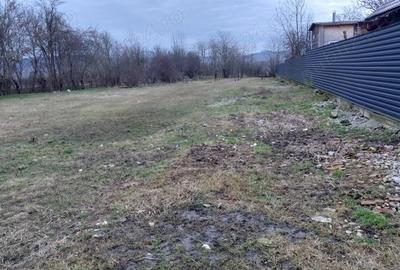 Spațiu comercial, în Răscruci - 1