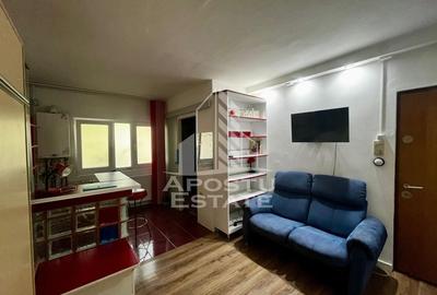 Garsoniera la parter inalt,centrala proprie,zona Aradului - 4