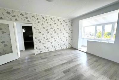 Apartament cu 3 camere semidecomandat în Central - 11