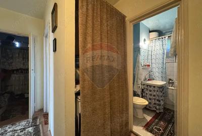 Apartament 3 camere, et.3, 63 mp - 2