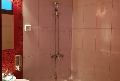 De vanzare bloc P+3E  zona Primo - 10