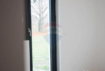 Casă cu 5 camere cu Teren 4242 Mp în Lunca (Vânători-Neamț) - 3