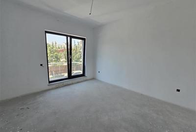 VILA DEOSEBITA SECTOR 1 ZONA BUCURESTII NOI - STRAULESTI NORD - 18