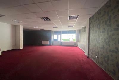 Spațiu comercial, de 70 mp, în Central - 2