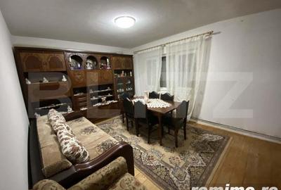 Apartament cu 4 camere decomandat în Central - 8