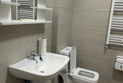 Apartament cu 2 camere decomandat în Runcu