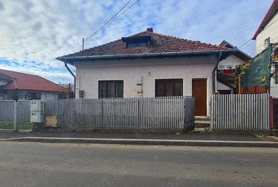 Apartament cu 2 camere nedecomandat în Central - 1