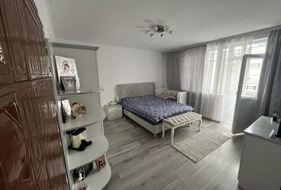 Apartament cu 3 camere decomandat în Central - 1