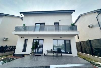 Casă individuală cu 6 camere cu Canalizare în Central - 11