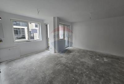 Apartament cu 3 camere de vanzare - 3