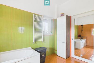 Apartament deosebit cu 3 camere , zona Fratelia - 18