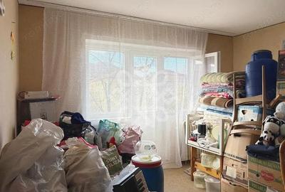 Apartament cu 4 camere decomandat în Nufărul - 6