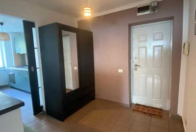 Apartament cu 3 camere semidecomandat în Central - 3