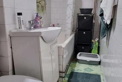 Apartament cu 3 camere semidecomandat în Soarelui - 2