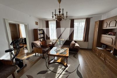 Apartament cu 5 camere nedecomandat, mobilat în Hipodrom 2