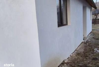 Casă cu 3 camere cu Teren 500 Mp în Ciritei - 1