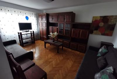 Apartament cu 3 camere decomandat, mobilat în Zorilor - 8