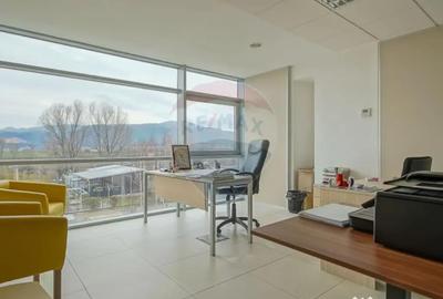 Spațiu comercial, de 20 mp, în Central - 15