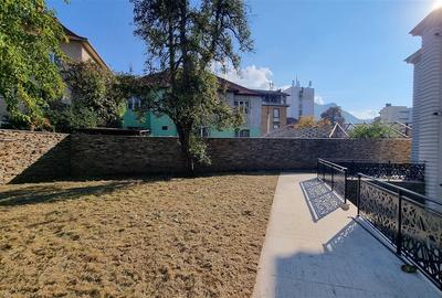 Vila - Bloc modern de 11 camere zona Centrul Civic , Onix - 42