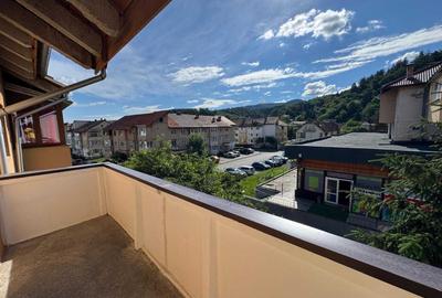 Apartament cu 3 camere decomandat în Nord - 8