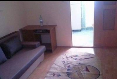 Garsonieră decomandată în Milcov