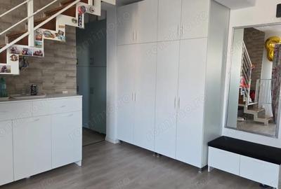 Apartament cu 3 camere decomandat în Girocului - 10