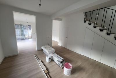 Comision 0%. Langa Iulius Mall. Zid despartitor dublu. Finisaje premium - 8