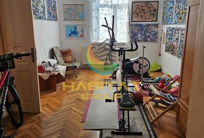 Apartament cu 6 camere decomandat, mobilat în Victoriei - 9
