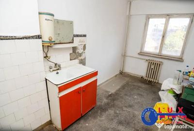Apartament cu 2 camere decomandat în Piața Nouă - 6