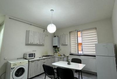 Apartament cu 2 camere semidecomandat, mobilat în Florești - 2