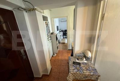 Apartament cu 2 camere semidecomandat în 9 Mai - 2