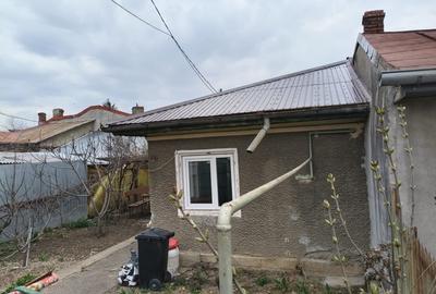 Casă individuală cu 3 camere cu Canalizare în Sud - 10