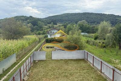 Casă cu Teren 757 Mp în Luncani - 3