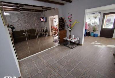 Casă cu 5 camere cu Teren 2166 Mp în Somova - 16