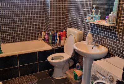 Apartament cu 3 camere decomandat, mobilat în 1 Mai - 10