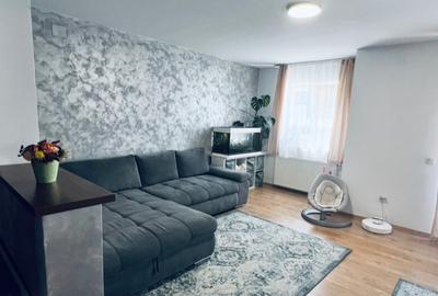 Apartament 2 camere pe teilor cu garaj si boxa