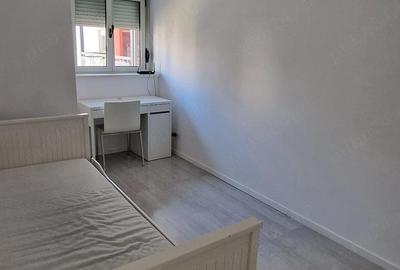 Apartament cu 3 camere decomandat în Aradului - 3